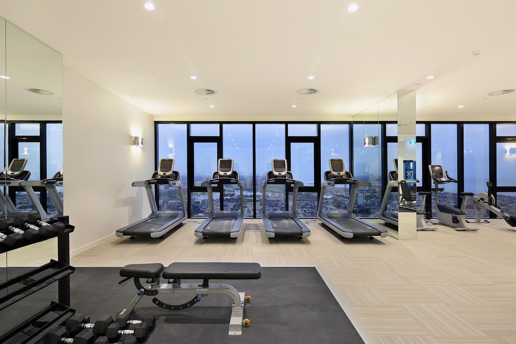 Experience Platinum Hotel Apartments 墨尔本 外观 照片