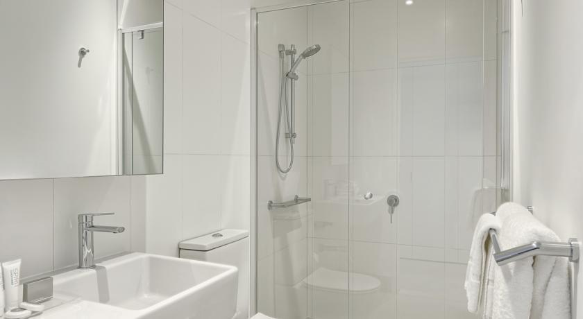 Experience Platinum Hotel Apartments 墨尔本 外观 照片