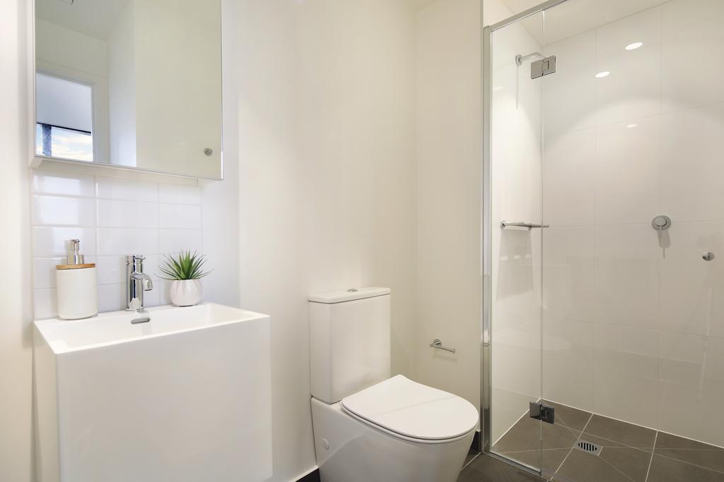Experience Platinum Hotel Apartments 墨尔本 外观 照片