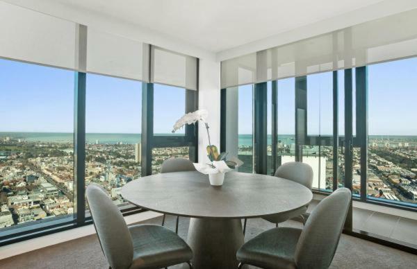 Experience Platinum Hotel Apartments 墨尔本 外观 照片
