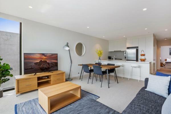 Experience Platinum Hotel Apartments 墨尔本 外观 照片