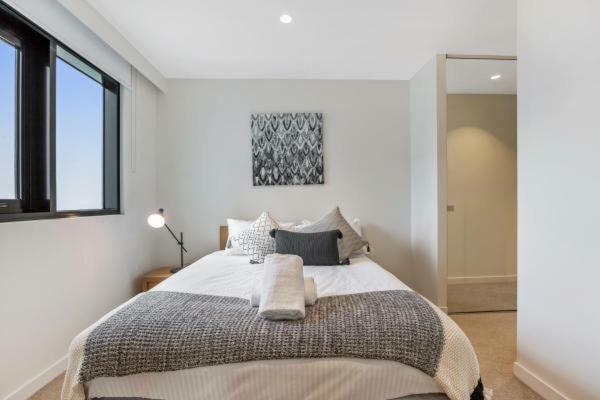 Experience Platinum Hotel Apartments 墨尔本 外观 照片