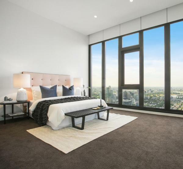 Experience Platinum Hotel Apartments 墨尔本 外观 照片